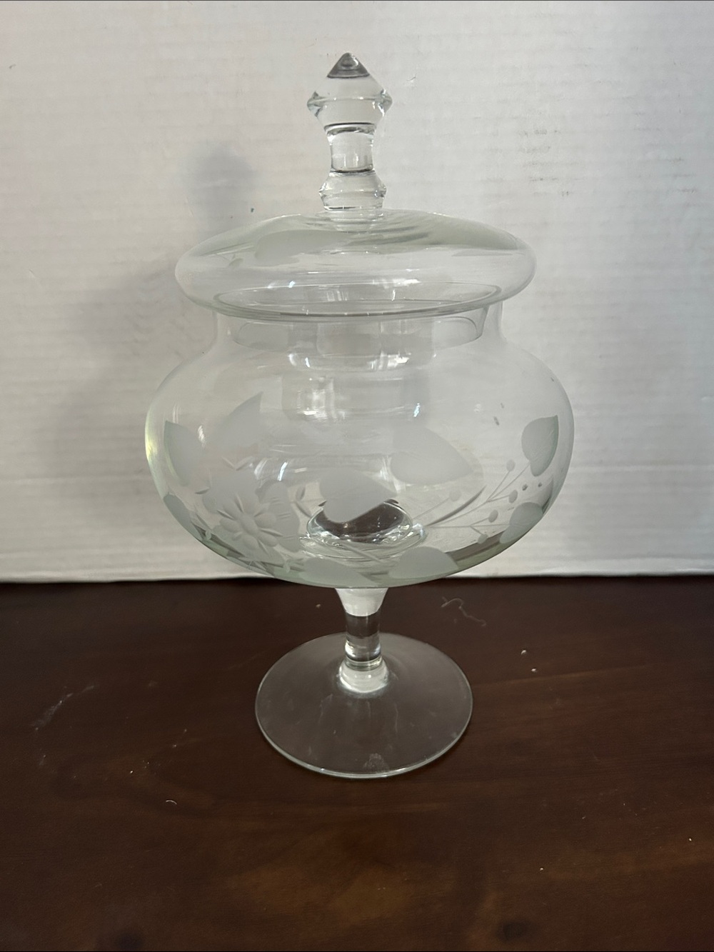 Vtg etched clear glass Apothecary pedestal jar with lid